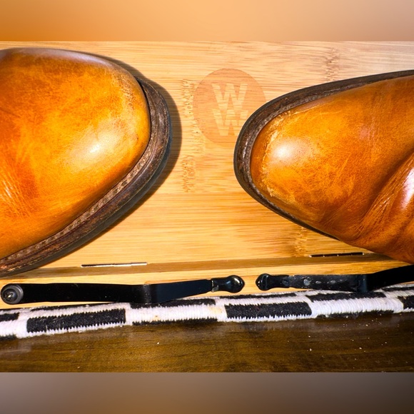 Allen Edmonds Carlyle Dress Shoes, Walnut Brown w/ Dainite Rubber Soles Size 9 D - Picture 5 of 5